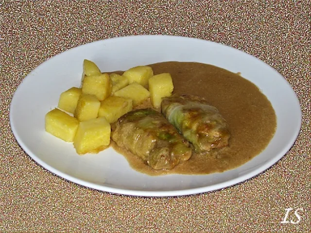 Krautrouladen mit Polentawürfel