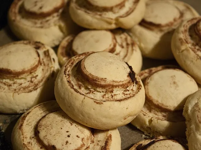 Mantar Kurabiye (Pilzplätzchen)