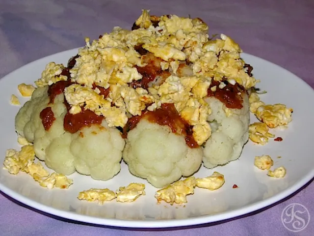 Karfiol mit Rührei