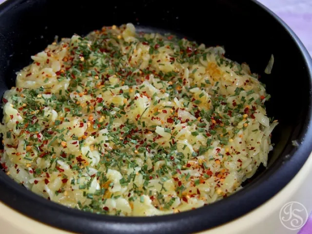 Rösti mit Käse und Chili