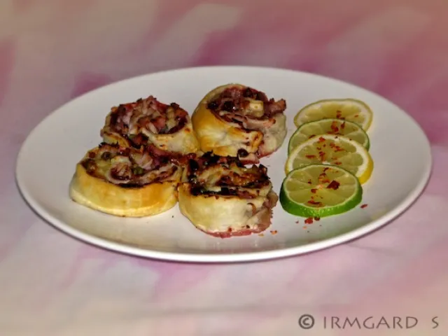 Turkey Cranberry Roll-ups