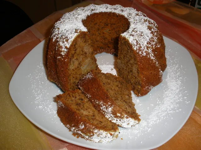 Karotten - Nuß - Gugelhupf