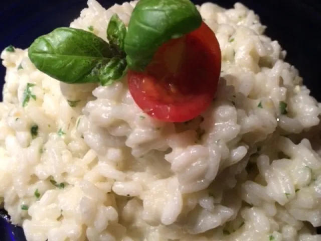 Basilikum Risotto mit Ricotta