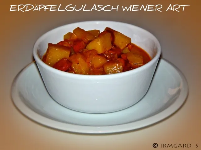 Erdäpfelgulasch Wiener Art