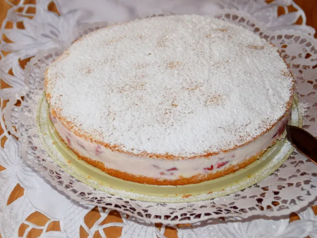 Quark-Sahne- Torte