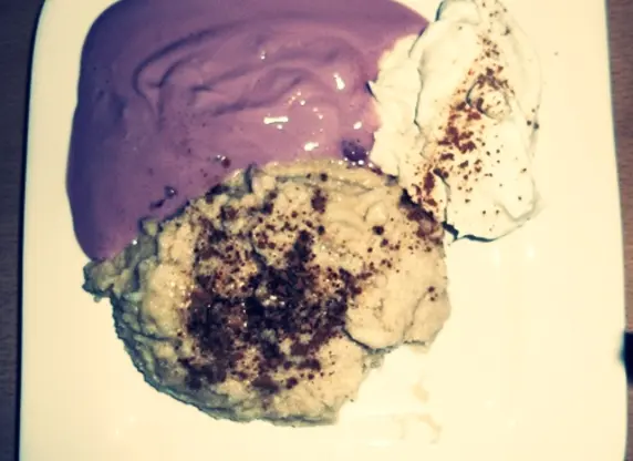Zimtgrießbrei mit Heidelbeerjoghurt