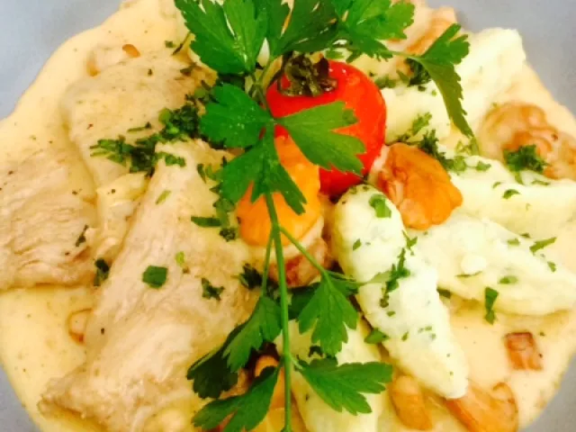 Eierschwammerl-Rahmsauce mit/ohne Rinderfilet