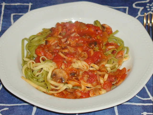 Fettucine Boscaiola (auf Holzfällerart)
