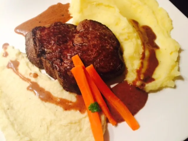 Rinderfilet mit zweierlei Püree