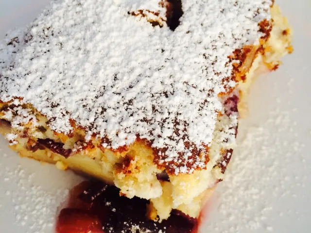 Zwetschkenkuchen (Clafoutis)