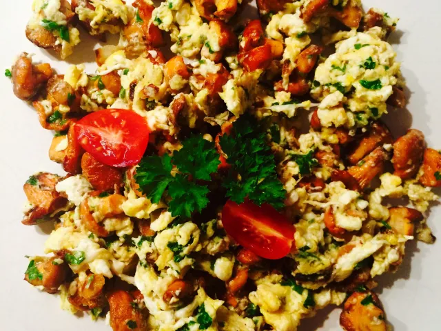 Geröstete Eierschwammerl 