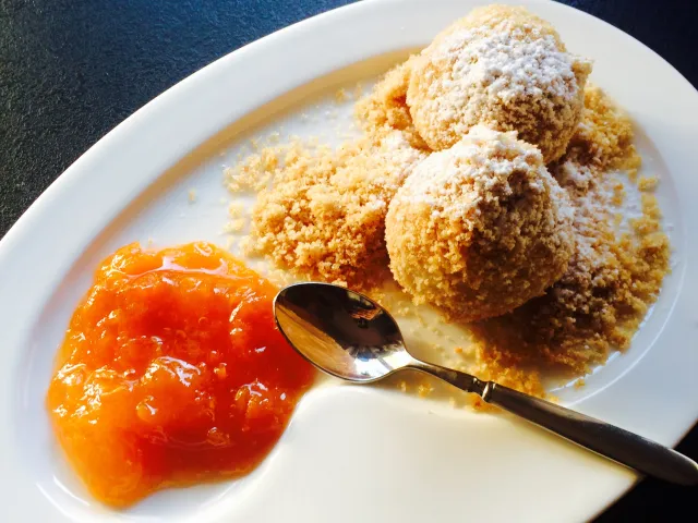 Einfache Topfenknödel