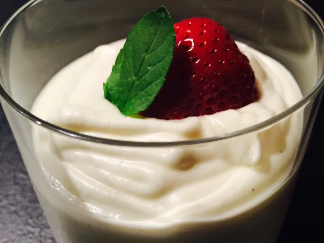 Einfaches Weißes Schokoladen Mousse 