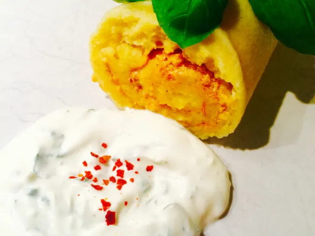 Erdäpfel Roulade mit roter Füllung 