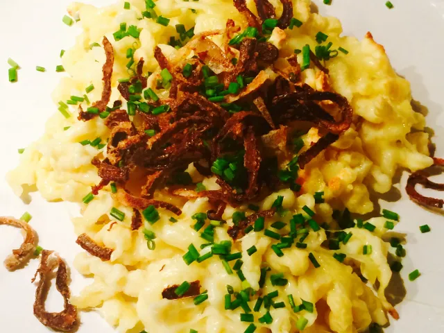 Kässpätzle mit Röstzwiebel