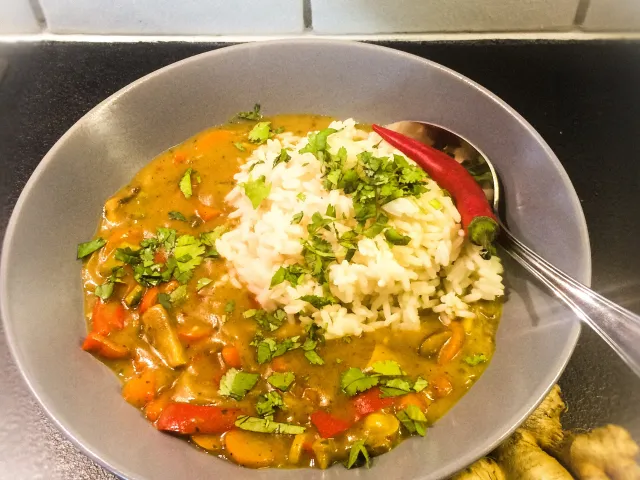 Gemüse Curry mit Pilze 