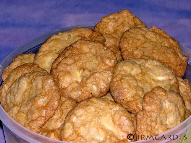White Chocolate cookies