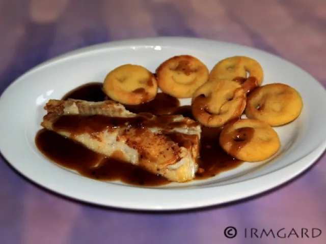 Kabeljaufilet in Orangensauce