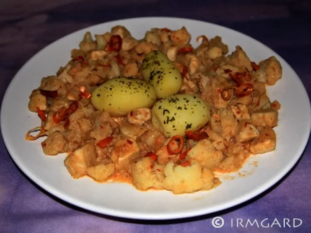 Rahm-Karfiol mit Hähnchen