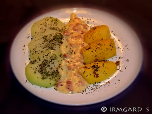 Kohlrabi mit Käse-Schinken-Sosse