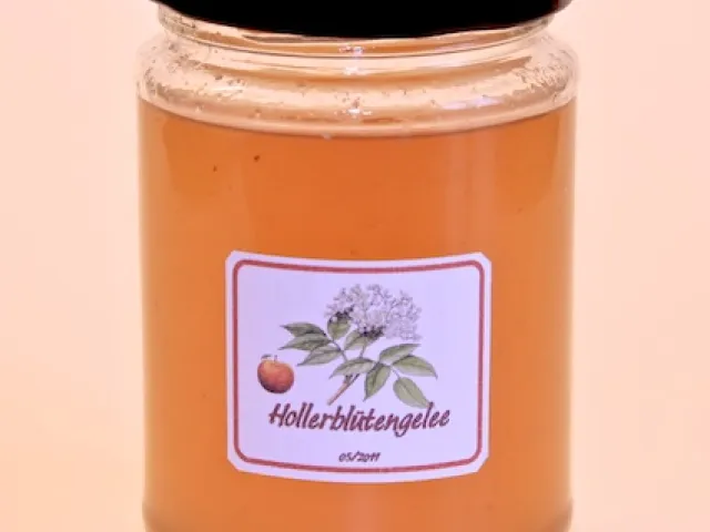 Hollerblütengelee mit Apfelsaft