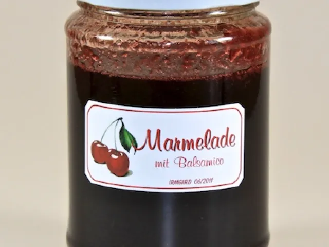 Kirschmarmelade mit Balsamico