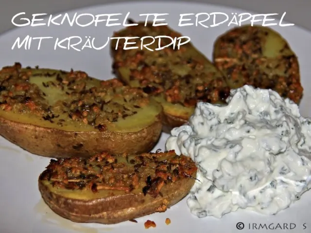 Geknofelte Erdäpfel mit Kräuterdip