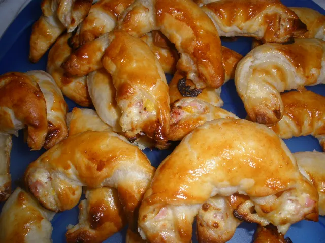 Schnelle Schinkenkipferl