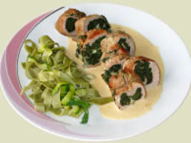 Kalbsrouladen mit Spinat-Mozzarella-Fülle