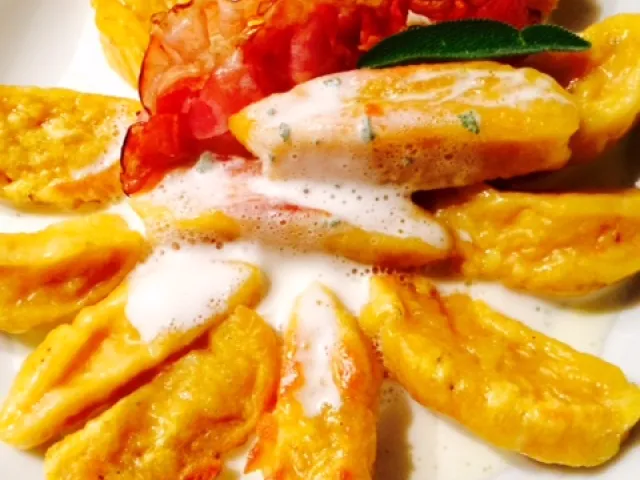 Kürbis Gnocchi mit Salbei