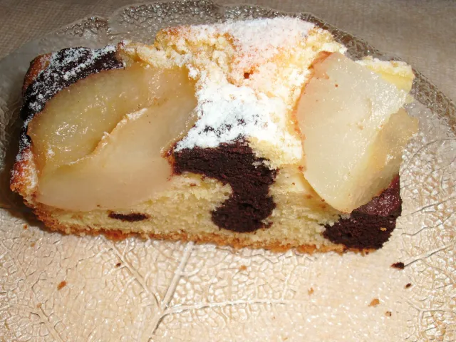 Marmorkuchen mit Birnen