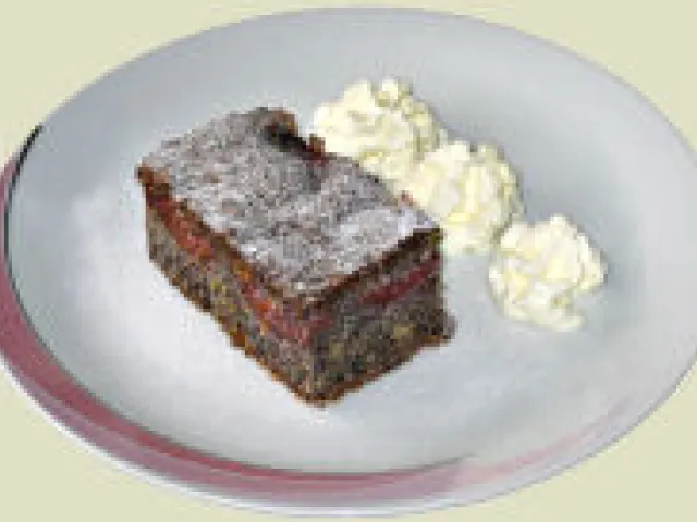 Mohn-Zwetschken-Kuchen 