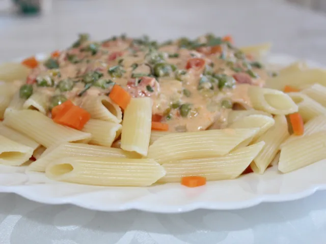 Penne mit Gemüsesauce