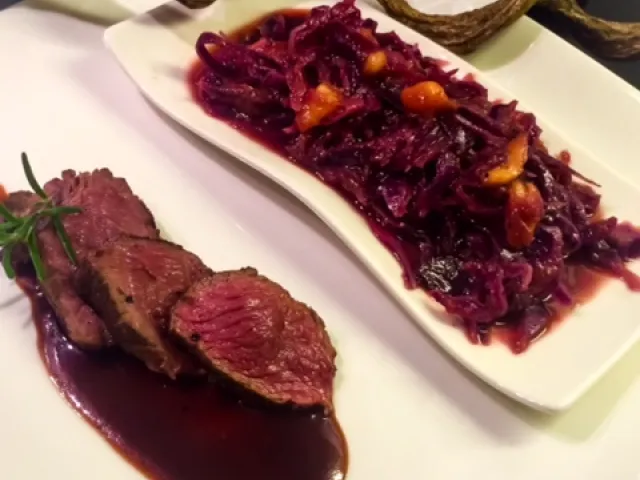 Rotkraut-Mango Salat