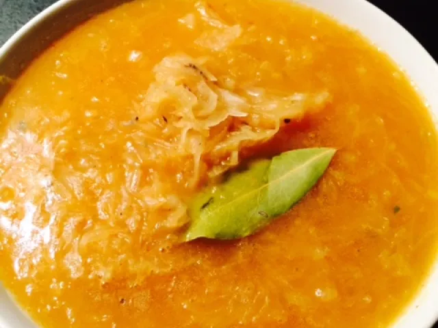 Sauerkrautsuppe mit Bier