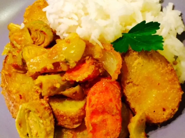 Schmorgemüse mit Tahin-Sauce ( vegan)