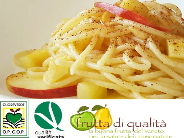 Spaghetti mit Äpfel 