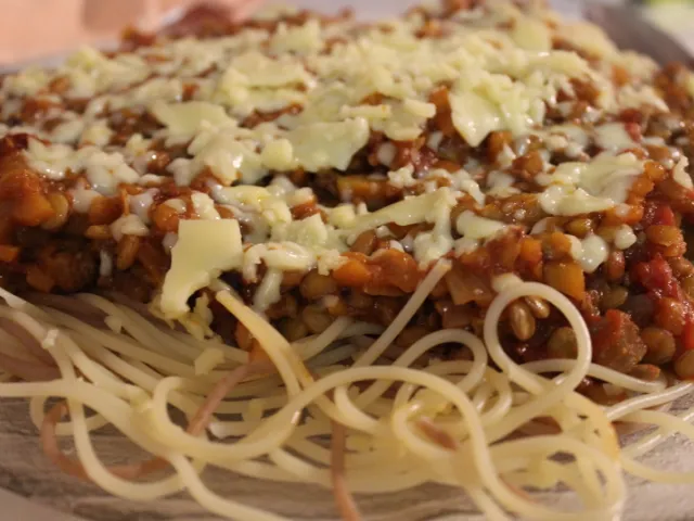 Spaghetti mit Linsenbolognese