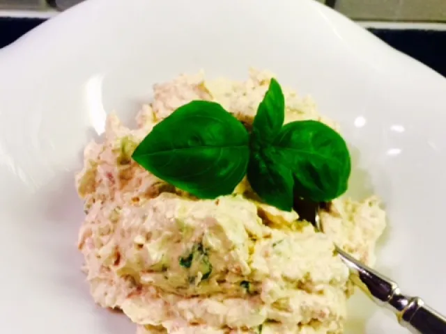 Tomaten-Basilikum Aufstrich