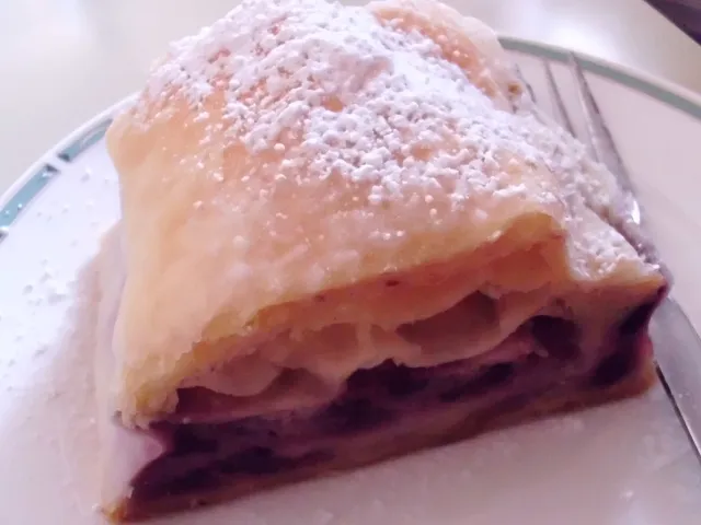 Topfen - Heidelbeerstrudel