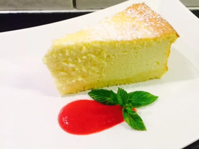 Flaumige Topfentorte