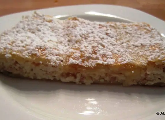 Topfenstrudel