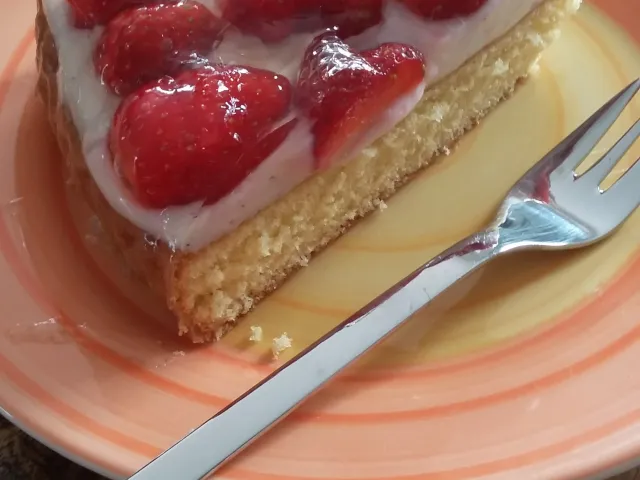 Schnelle Erdbeertorte